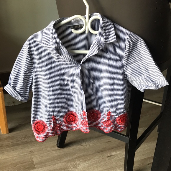 Summer blowout sale $15! - Picture 2 of 6